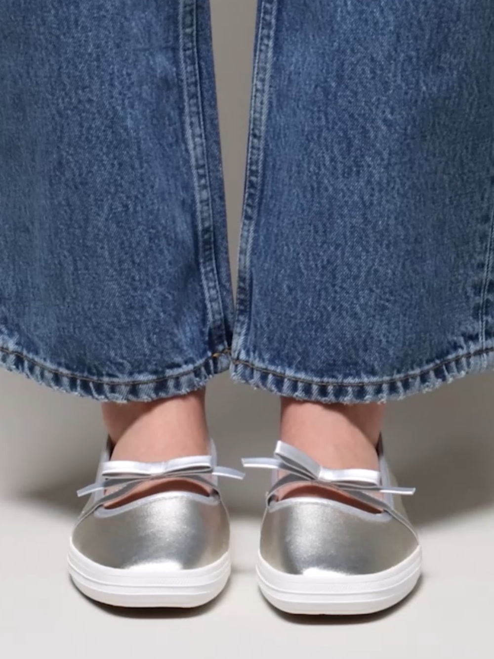 Keds Square Toe Mary Jane Leather Mini Bow, Silver, Size 8, NEW no tags Display